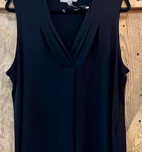 Black Jasmine Crepe Inverted Pleat Tank